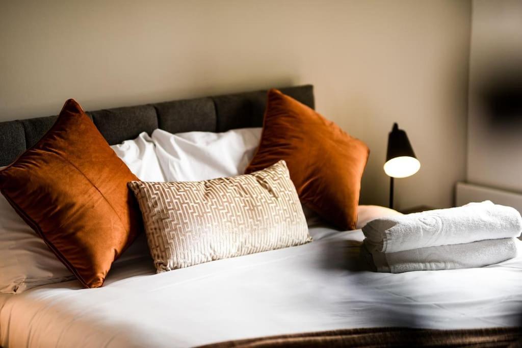 Modern 2 Bedroom Apartment - City Centre - Parking Manchester Eksteriør bilde